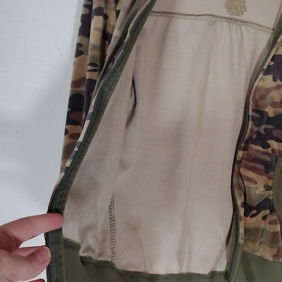 Camouflage Hoodie Sweat suit Jacket with Zipper front - Picture 10 of 10